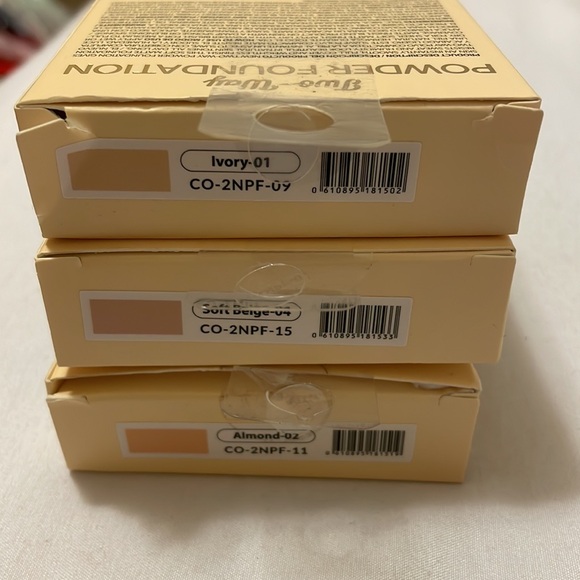 3 Boxes Two-Way Powder Foundation - Picture 2 of 2